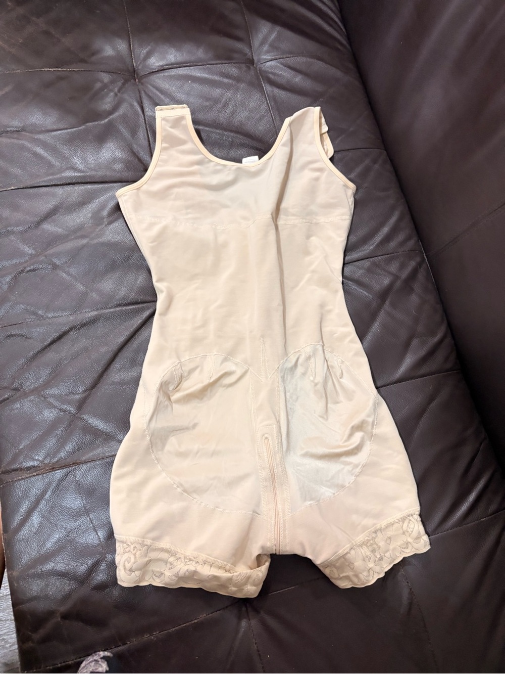 Seamless Beige Full-Body Shapewear Bodysuit with Front Hook Closure - Picture 6 of 9